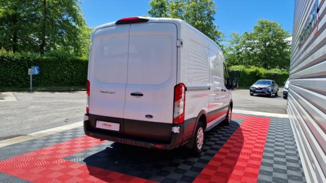 Ford Transit image 6