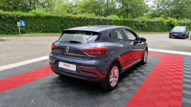 Renault Clio image 2