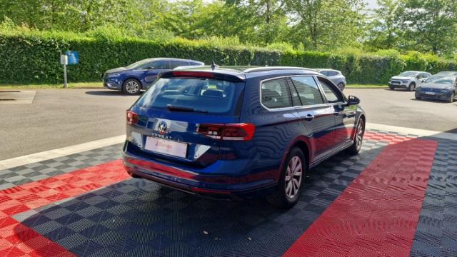 Volkswagen Passat Sw image 6