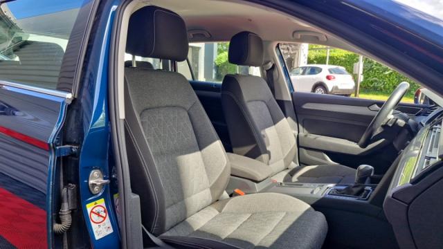 Volkswagen Passat Sw image 2