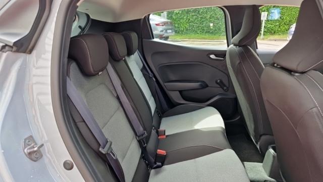 Renault Clio image 1