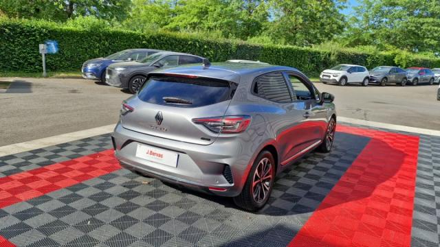 Renault Clio image 2