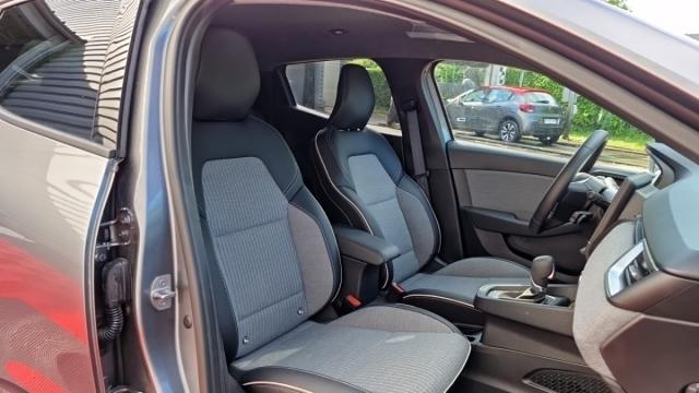 Renault Clio image 9