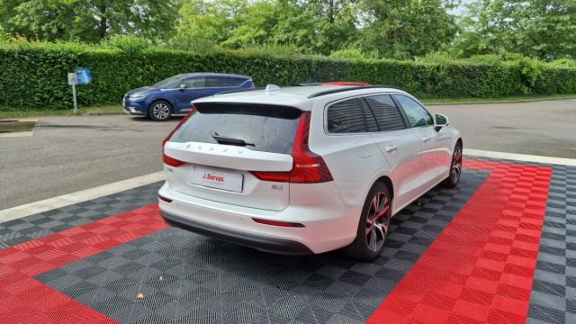 Volvo V60 image 4