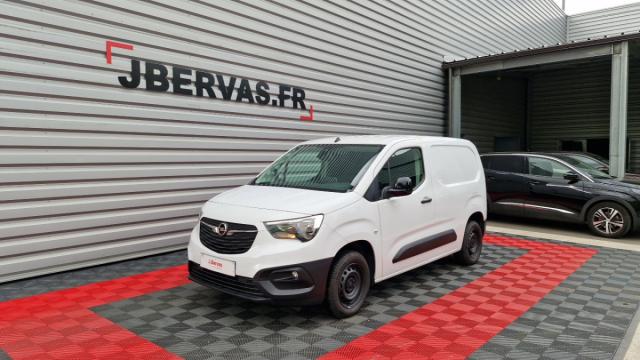 Opel Combo Cargo Taille M 650kg Puretech 110 Pack Business Connect