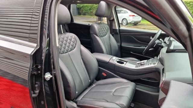 Hyundai Santa Fe image 6