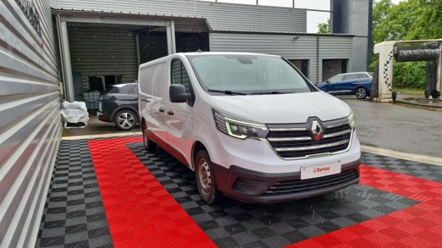Renault Trafic image 9