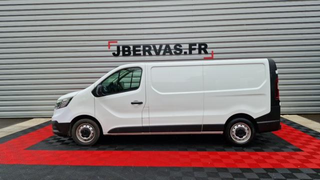 Renault Trafic image 8
