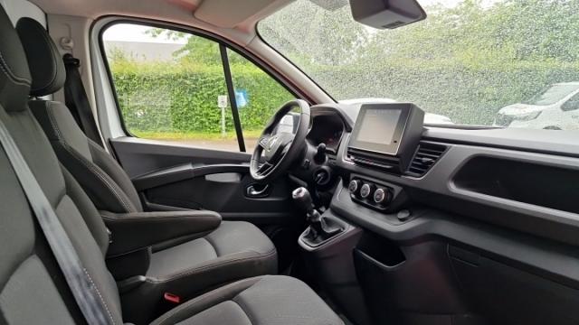 Renault Trafic image 5