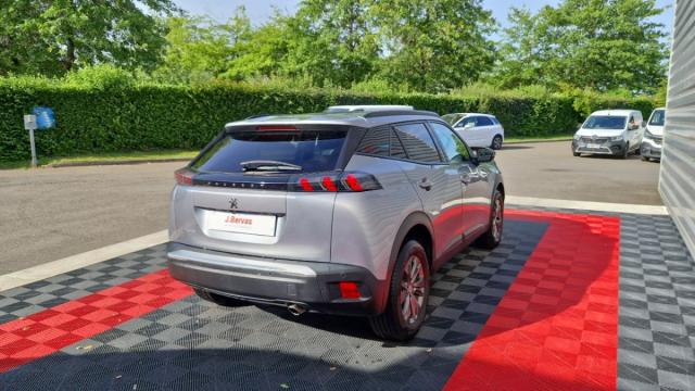 Peugeot 2008 image 1