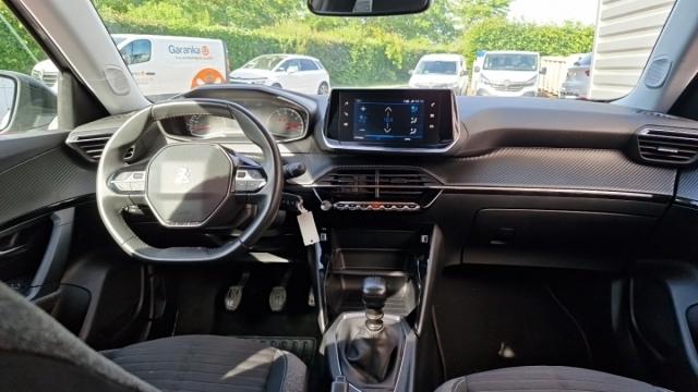 Peugeot 2008 image 5