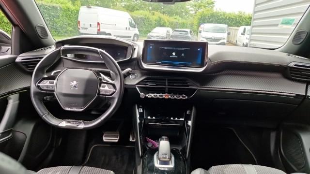 Peugeot 2008 image 5