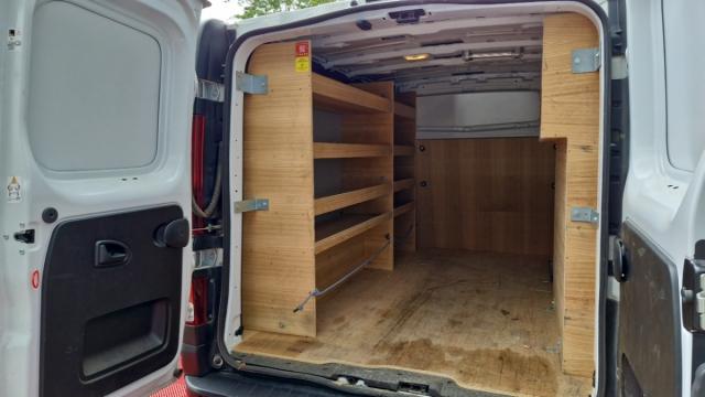Renault Trafic image 3