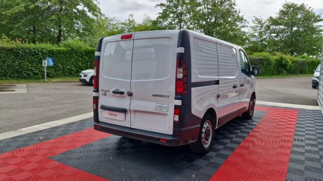 Renault Trafic image 7