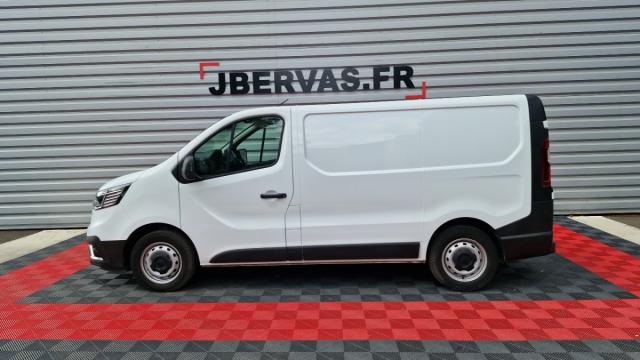 Renault Trafic image 1