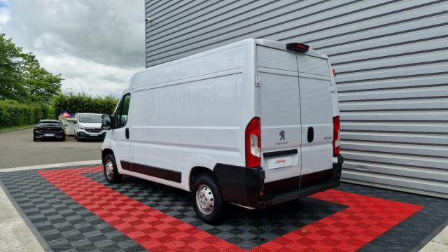 Peugeot Boxer image 2