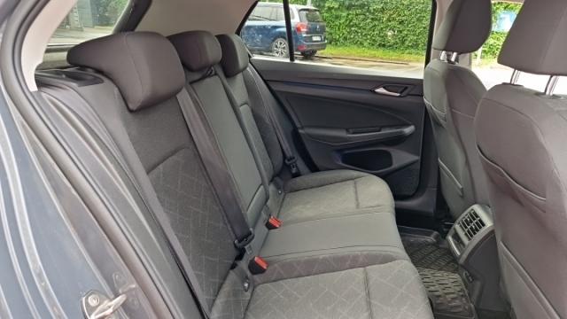 Volkswagen Golf image 9