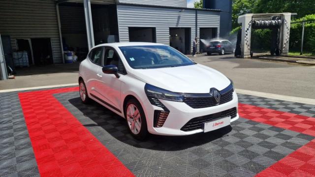 Renault Clio image 2