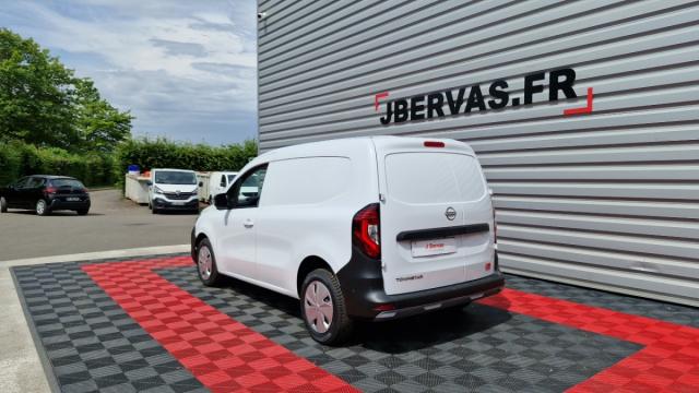 Nissan Townstar image 6