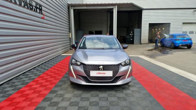 Peugeot 208 image 5