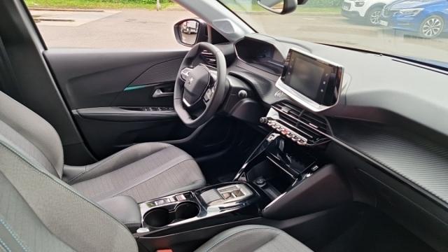 Peugeot 208 image 3