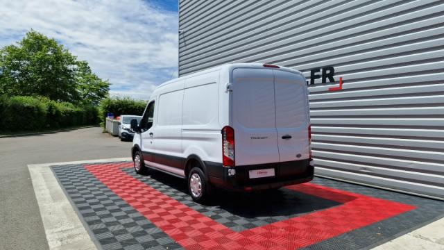 Ford Transit image 3