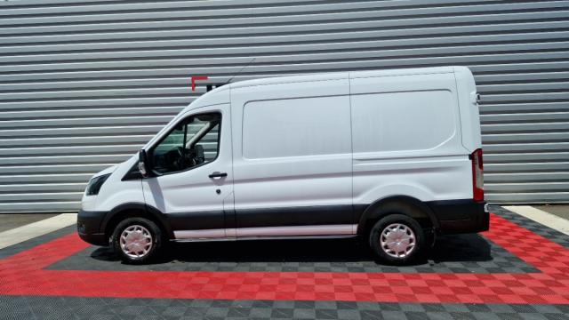 Ford Transit image 8