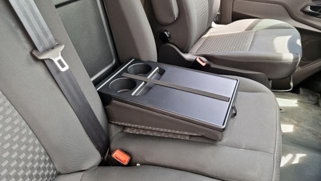 Ford Transit image 9