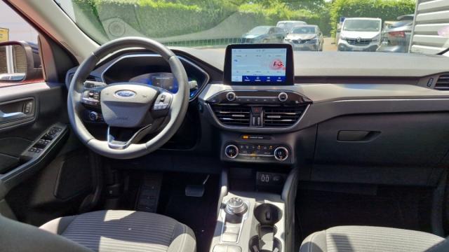 Ford Kuga image 9
