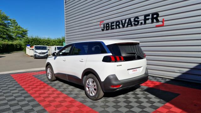 Peugeot 5008 image 6