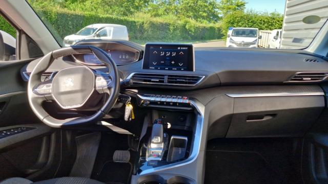 Peugeot 5008 image 4