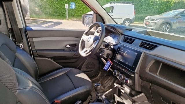Renault Express Van image 8