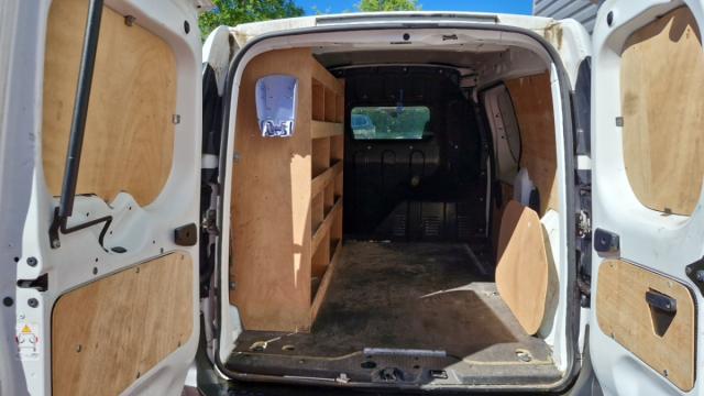 Renault Express Van image 9