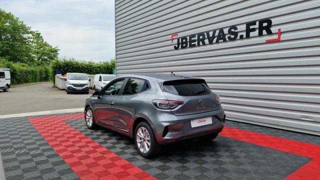 Renault Clio image 8