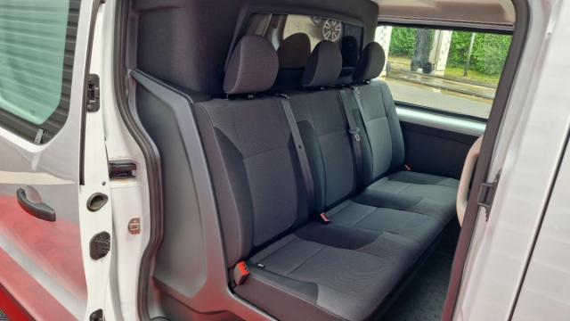 Renault Trafic image 8