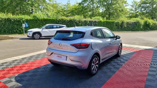 Renault Clio image 9