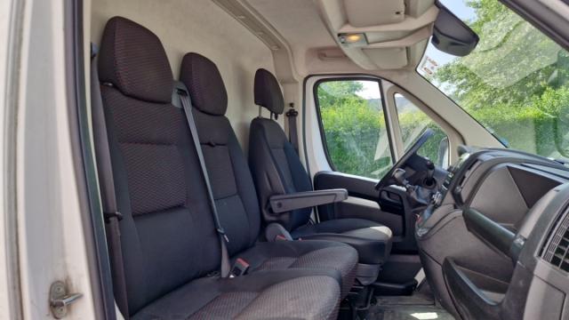 Peugeot Boxer image 8
