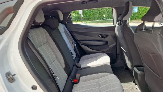 Renault Mégane E-Tech image 2