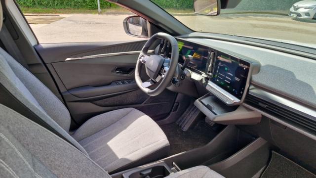Renault Mégane E-Tech image 6