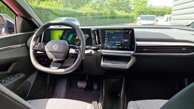 Renault Mégane E-Tech image 4