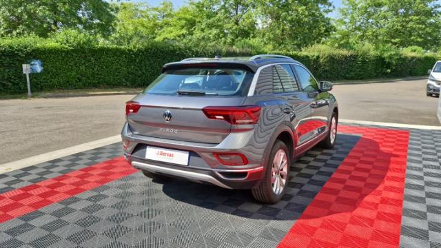 Volkswagen T-Roc image 8