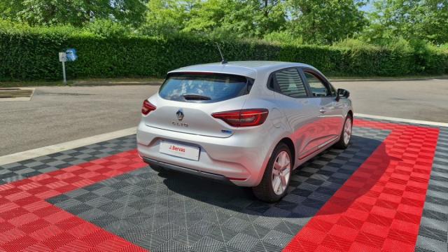 Renault Clio image 8
