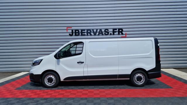 Renault Trafic image 3