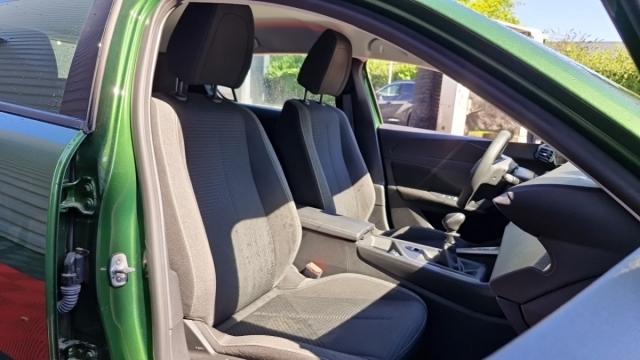Peugeot 308 image 7