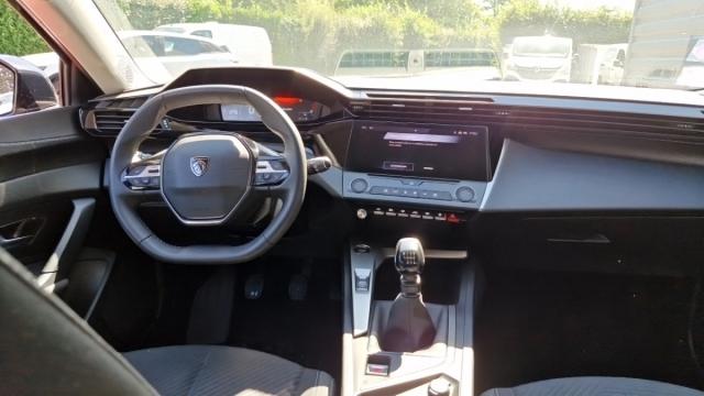 Peugeot 308 image 6