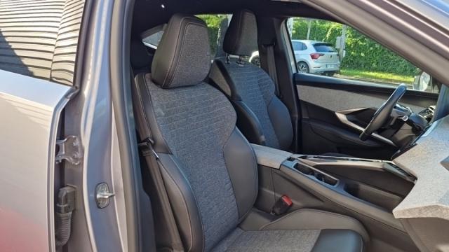 Peugeot 3008 image 1