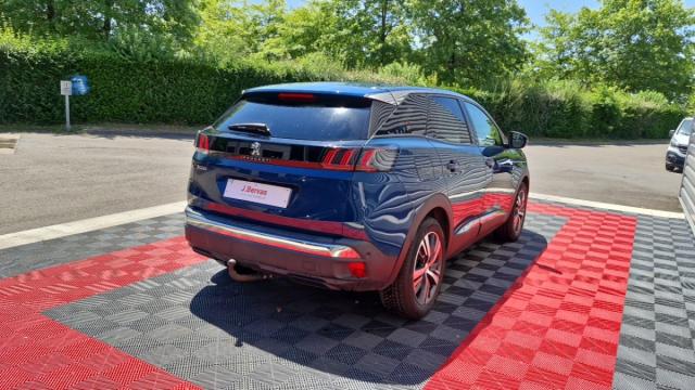 Peugeot 3008 image 1