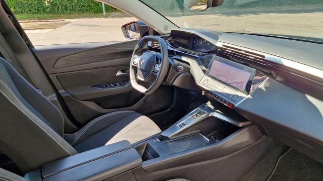 Peugeot 308 image 6