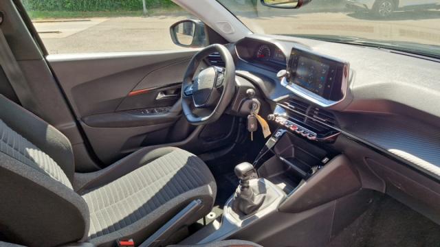 Peugeot 2008 image 4