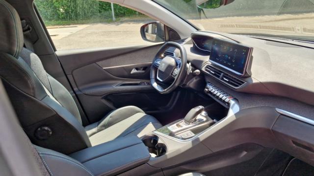 Peugeot 3008 image 8